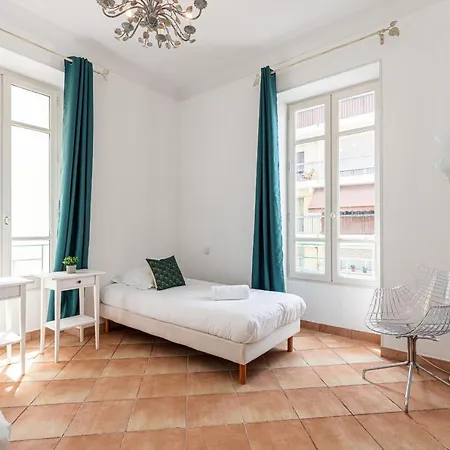 Appartement Large 2 Bdr Downtown - Ac & Terrace Nice